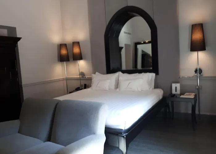 Leon's Place In Otel