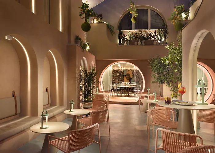 Otel Leon's Place In 4*