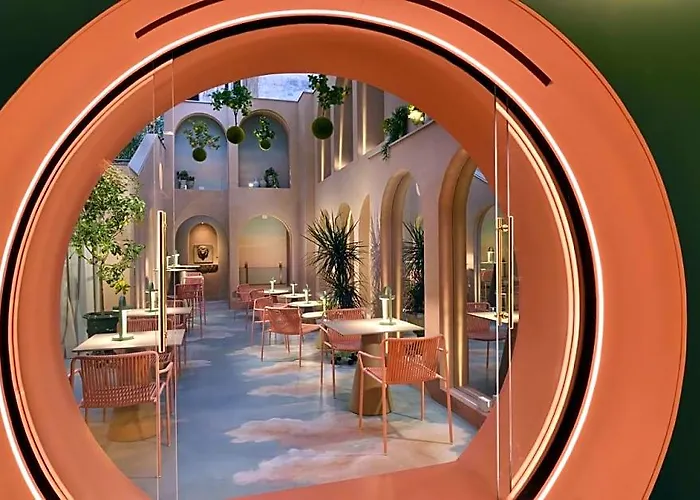 Leon's Place In Otel 4*
